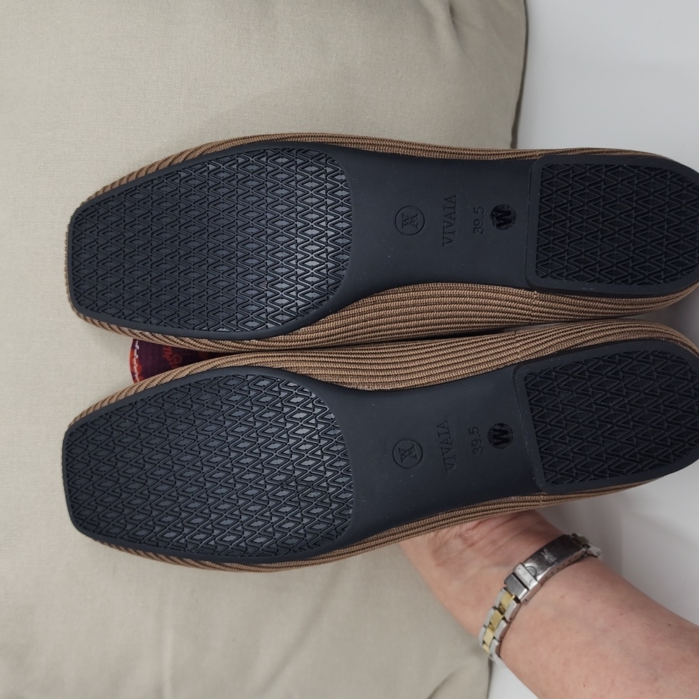 Vivaia Square Toe V- Cut Flats (Margo 2.0), 8.5 W, Espresso, New Without Box - Picture 2 of 7